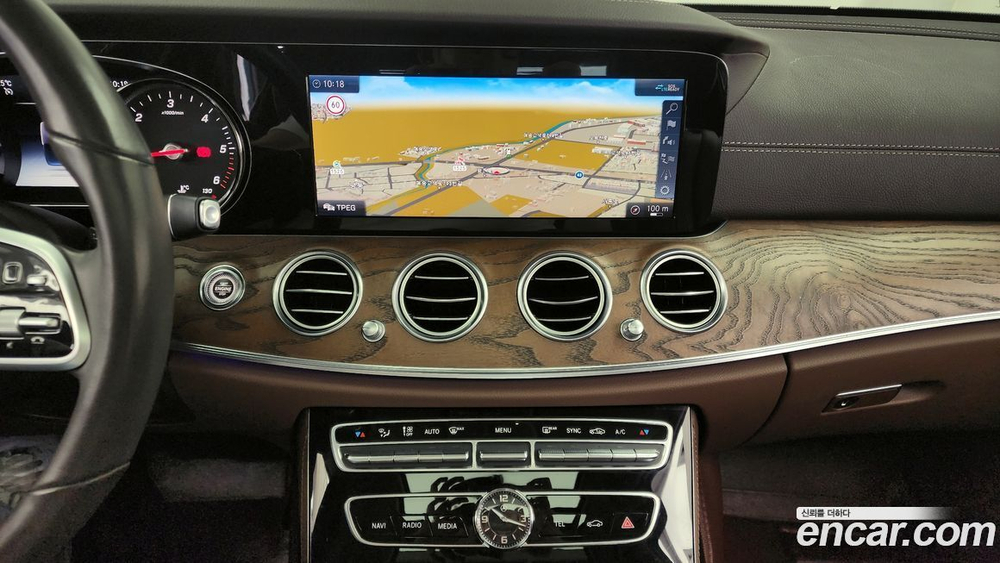 Mercedes-Benz E-Class W213 E220d 4MATIC Exclusive (06.2020)