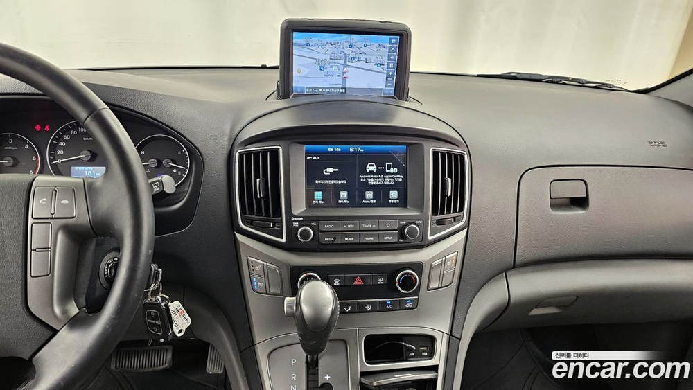 Hyundai The New Grand Starex Van 3-х местный (06.2020)