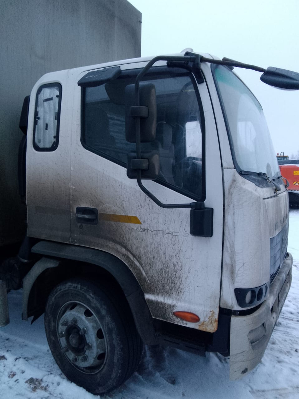 РусТрак 4389* на шасси КамАЗ 43082 4x2 Бортовой (Евроборт) 4389F1 (Евроборт, Дизельный, 3,8 л, 166 л
