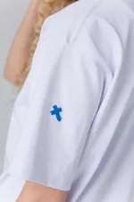 Футболка Toccotwo с розовой горловиной Женская Белая