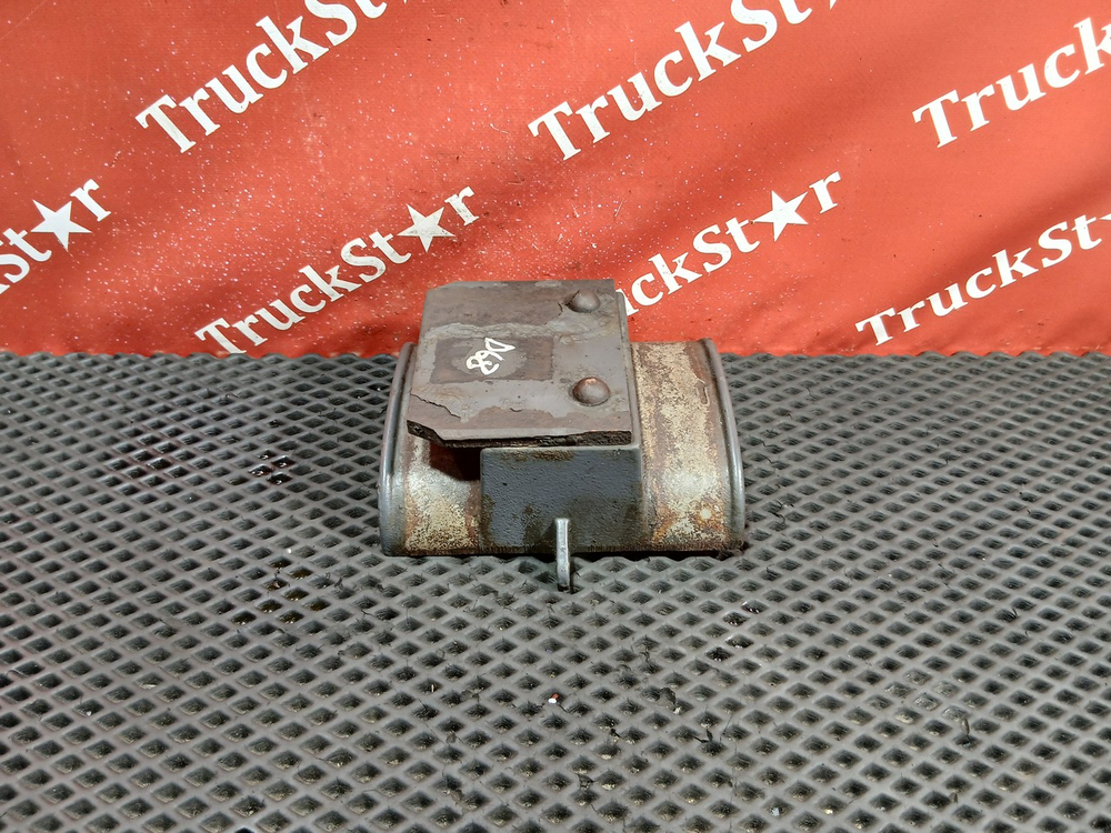 Проставка стремянки задняя правая