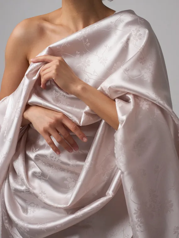 Ткань шелк Армани Жаккард, арт. 1870/2, дизайн "цветы на ветке", кремовый