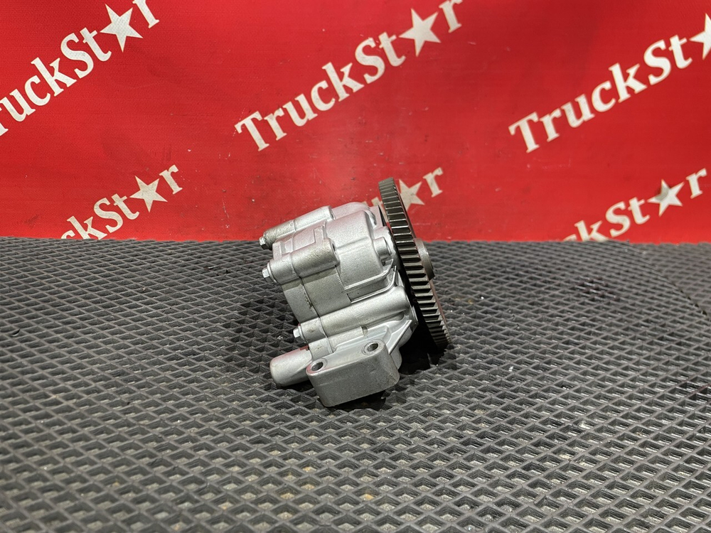 Насос масляный 2021г.