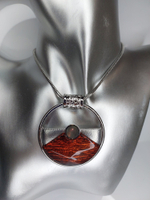 Комплект бижутерии. Набор, колье и серьги "Око Саурона " . С регулируемым размером цепи.