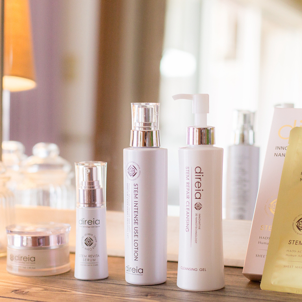 Гель для снятия макияжа и умывания 2 в 1 со стволовыми клетками Direia Stem Repair Cleansing Gel