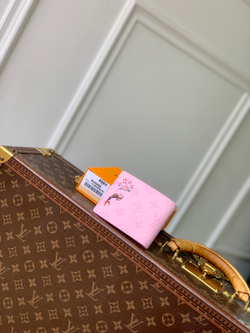 Louis Vuitton Slender