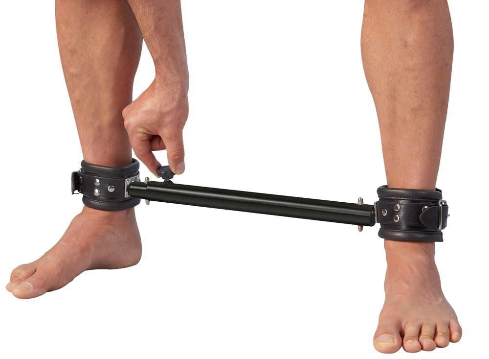 Распорка для ног ZADO Spreader Bar Leather (Цвет: черный)