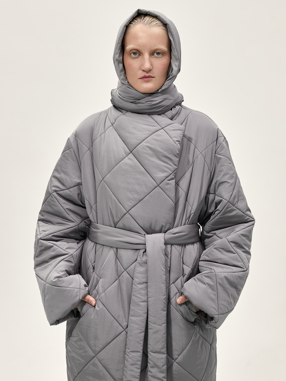 Утепленный платок "Косынка". Серый