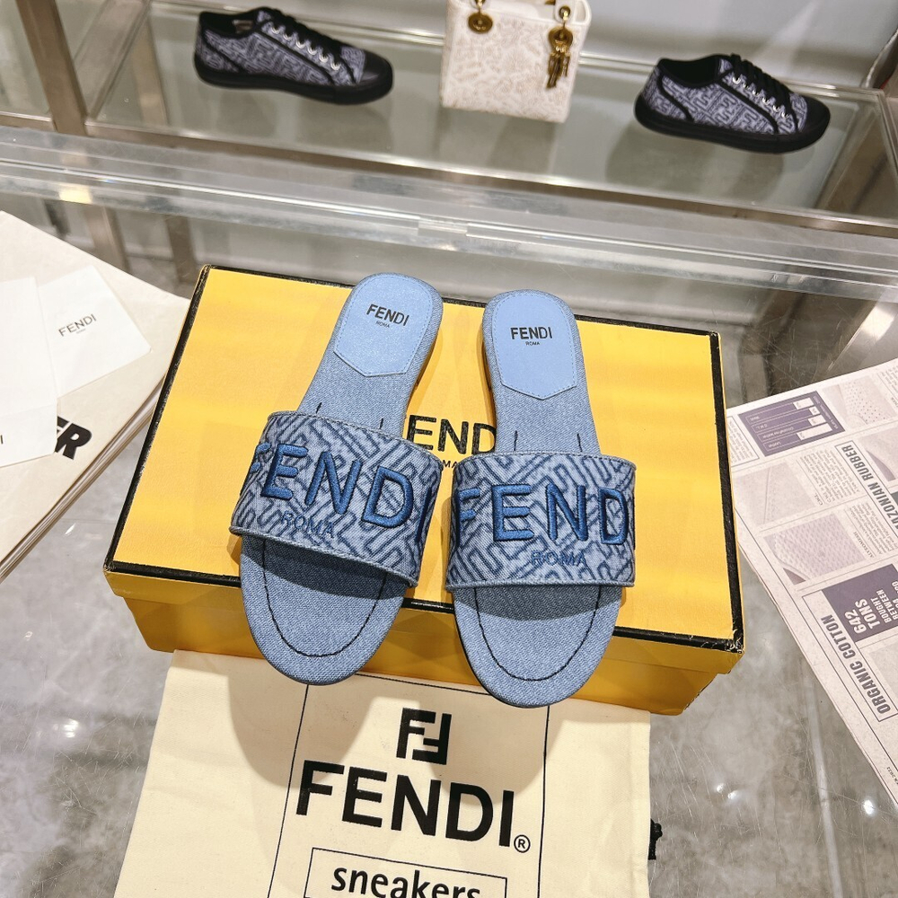 Fendi Signature Slides