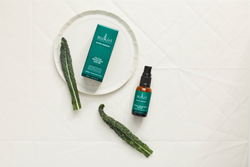 Sukin Super Greens - увлажняющая регенерирующая сыворотка /   30  ml  / GTIN 9327693004438