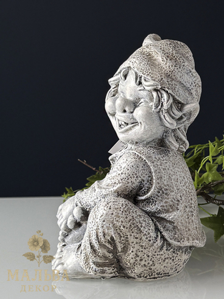 Фигурка для сада декоративная "Гном" 16,5x15,5x25,5 см от CAMPO Home & Garden