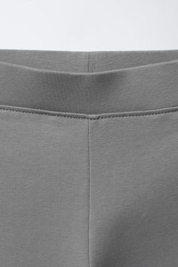 ZARA НАБОР ИЗ ДВУХ ОДНОТОННЫХ ЛЕГГИНСОВ С ПРИНТОМ, ТЕМНО-СЕРЫЙ