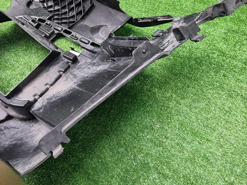 Кронштейн ПТФ правый BMW 5er G30 (20-23) M-paket