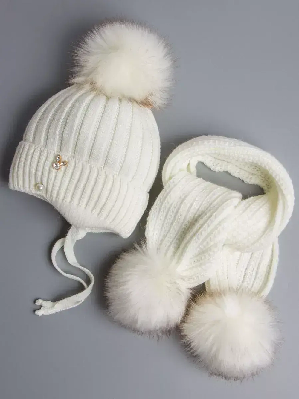 Шапка для девочки зимняя вязаная и шарф