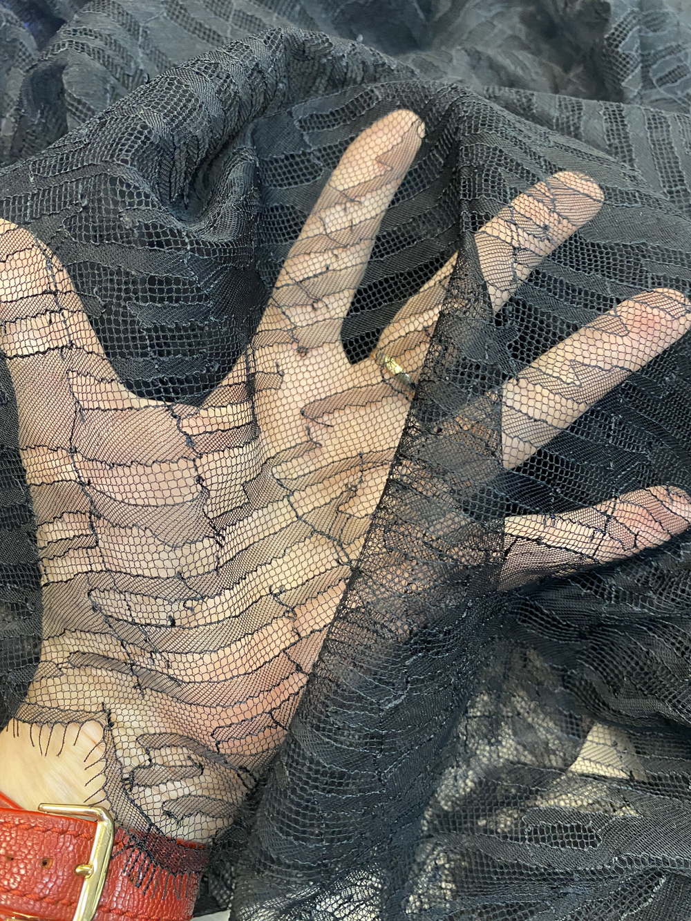 Полотно кружевное (Италия) ш-130см отрез 1,45см