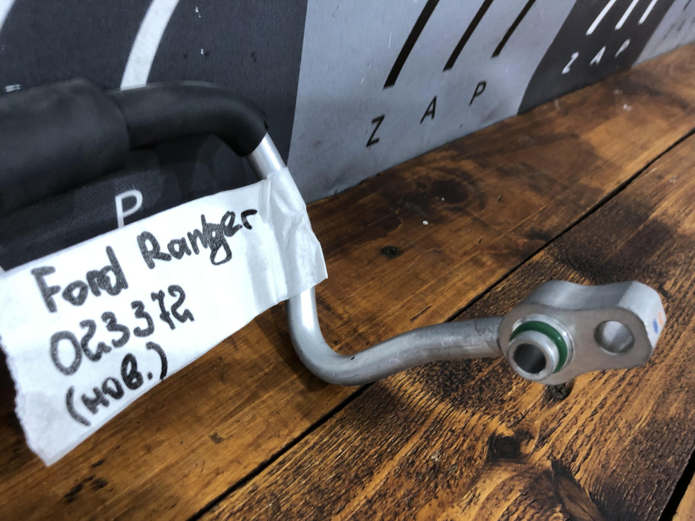 Трубка кондиционера Ranger, B-series 97-06 Новая Оригинал UH7161461A