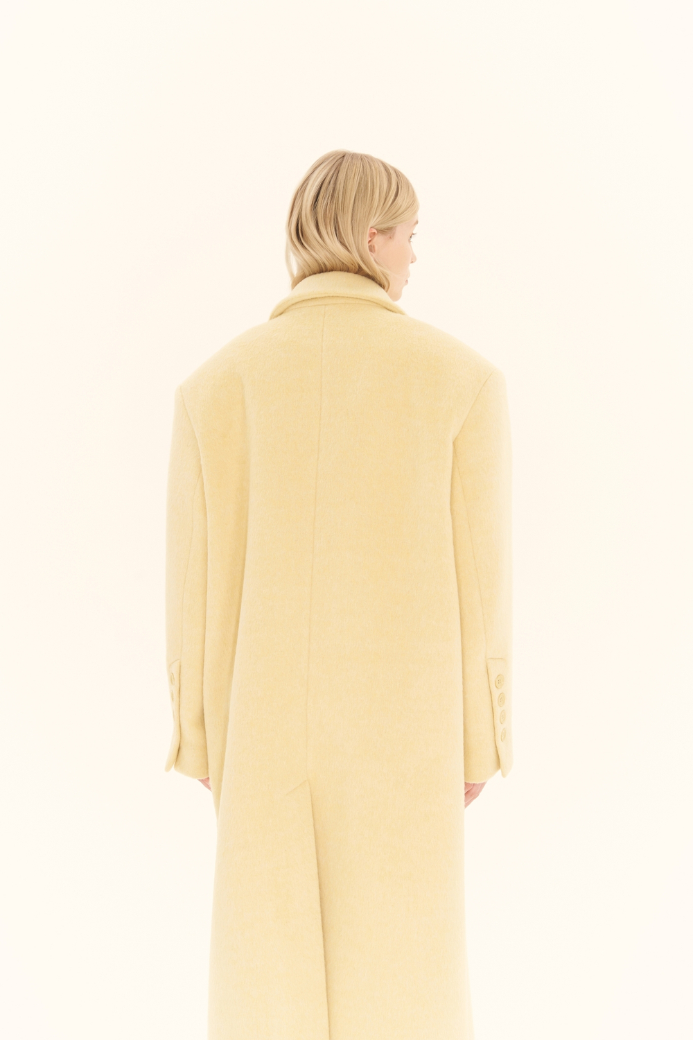 Объемное пальто (((Могу себе позволить))), цвет лимонада