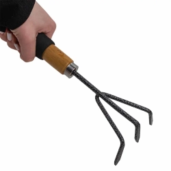 Рыхлитель для почвы с деревянной рукояткой(3-зуб.,L-300мм) WMC TOOLS WMC-TG2104020-C