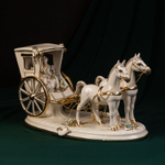 Винтаж: Фарфоровая мануфактура Capodimonte «Ландо с парой лошадей»
