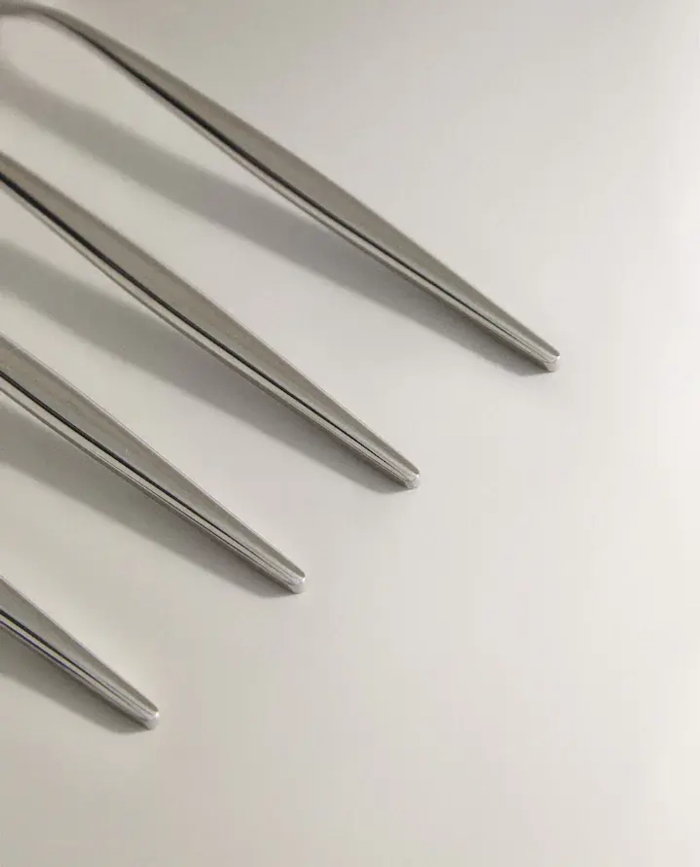 ZARA ВИЛКА С ТОНКОЙ РУЧКОЙ (НАБОР ИЗ 4 ШТ.)