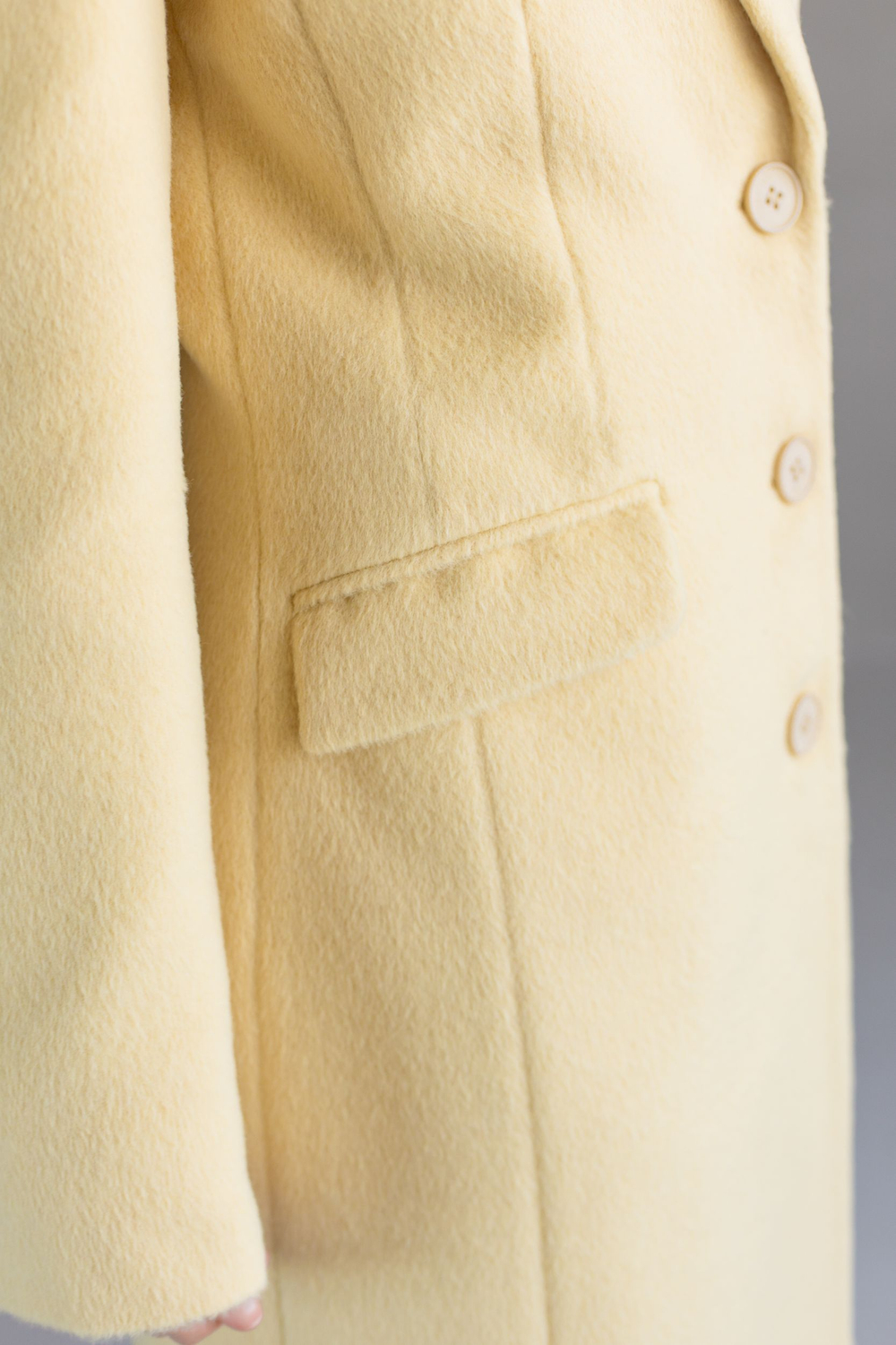 Пальто из смесовой шерсти приталенное макси лимонное