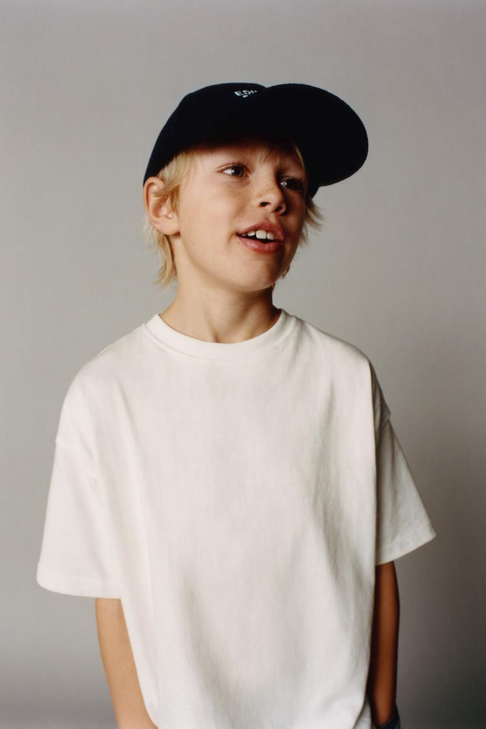 ZARA БАЗОВАЯ ОДНОТОННАЯ ФУТБОЛКА, БЕЛЫЙ