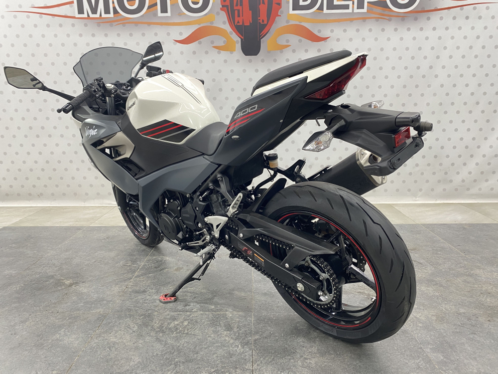 Kawasaki Ninja 400 , 2023