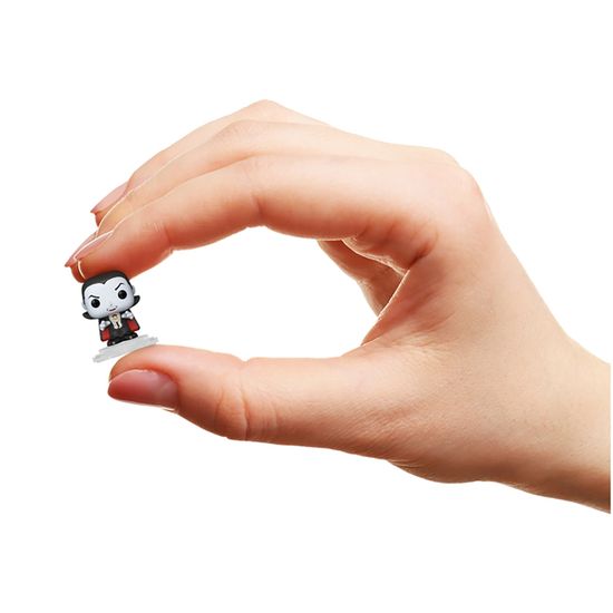 Фигурка Funko Bitty POP! Towns Universal Monsters Dracula and Castle 88814 / Фигурка Фанко Битти ПОП! по мотивам вселенной "Монстры Universal", Дракула