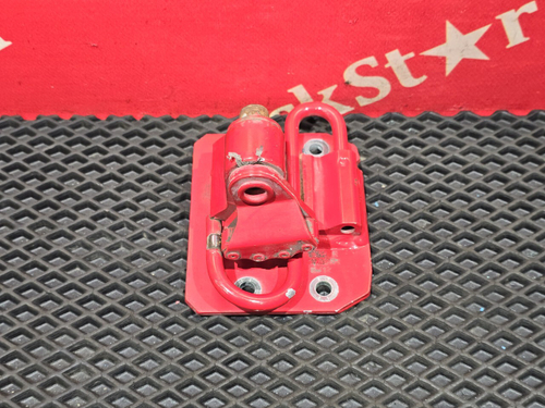 Петля двери верхняя правая