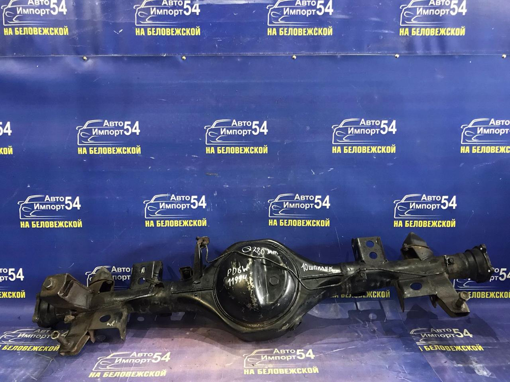 Чулок заднего моста MITSUBISHI DELICA 1997-2007