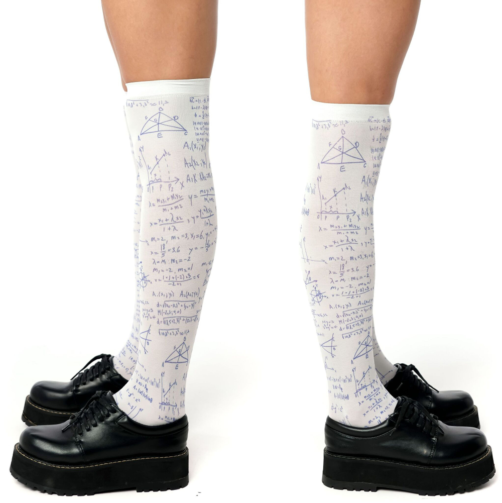 Белые гольфы с принтом в виде формул, вычислений и схем (Цвет: белый)