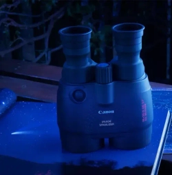 Бинокль Canon 18x50 IS