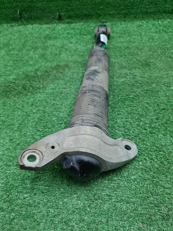 Амортизатор задний LR Discovery Sport (2019-н.в.)