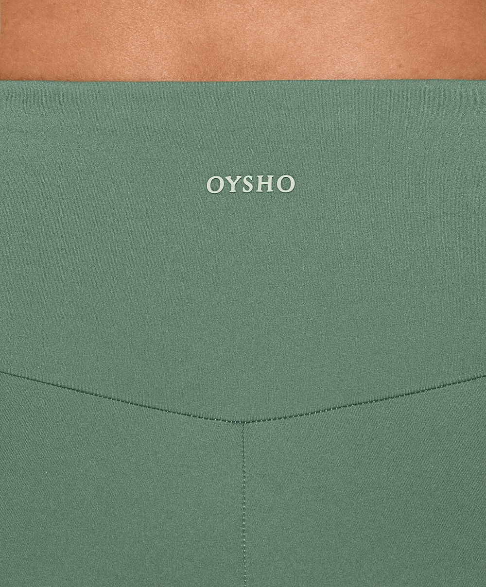OYSHO Велосипедки Comfortlux с высокой посадкой длиной 10 см, зеленый