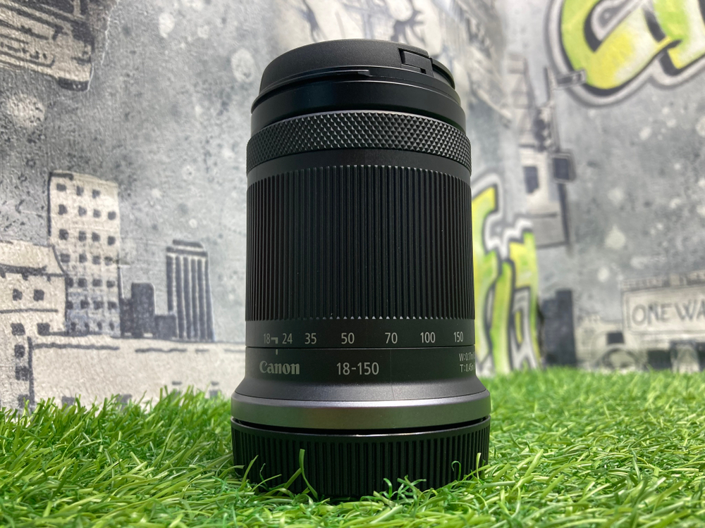 Canon RF-S 18-150mm 3.5-6.3 IS STM