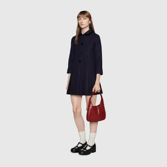 Маленькая сумка-хобо Gucci Jackie 1961 красный