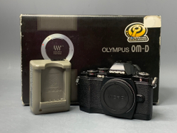Olympus OM-D E-M10 Body 40.900 Кадров