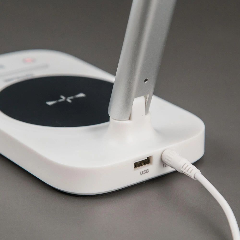 Citilux Ньютон CL803051 LED Настольный светильник USB Qi