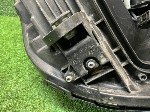 Фара левая Mercedes E W213 (2016-2021) LED