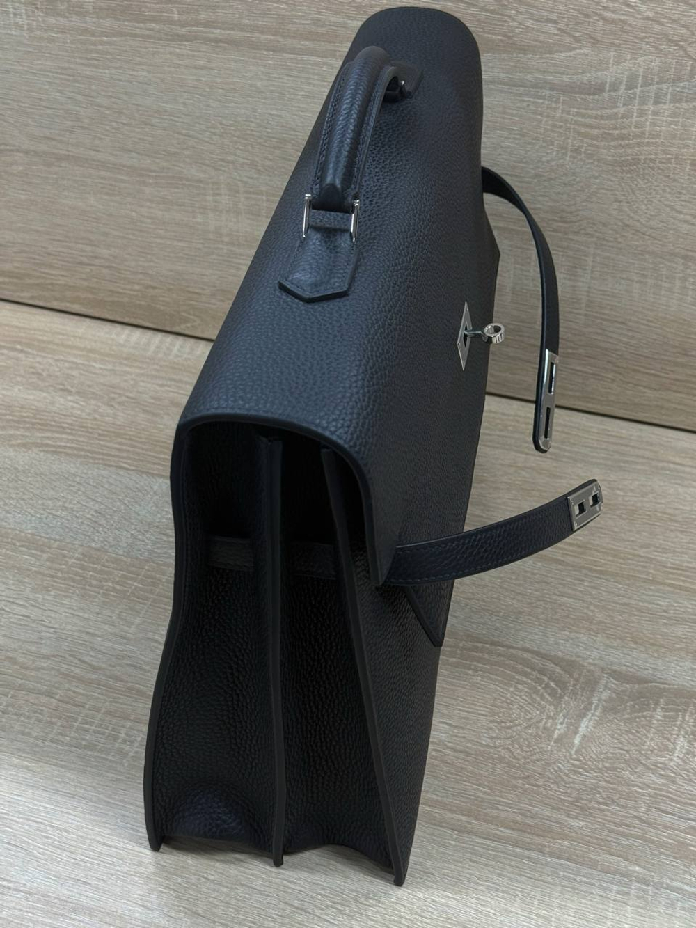 Портфель Hermes