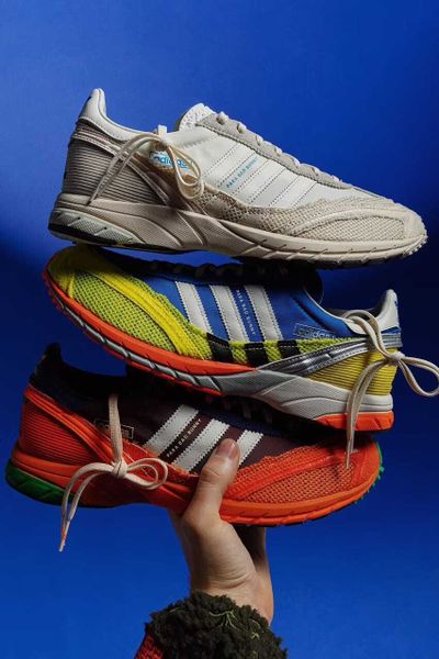 Bad Bunny и adidas: кроссовочная революция продолжается!