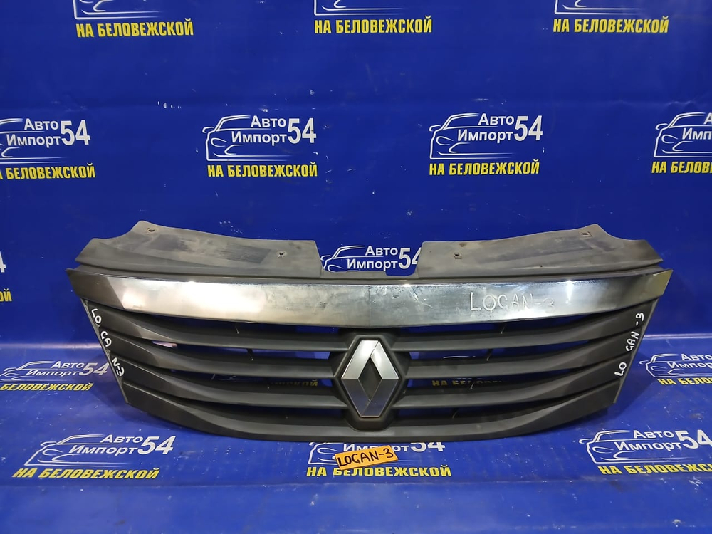 Решетка радиатора RENAULT LOGAN 2010