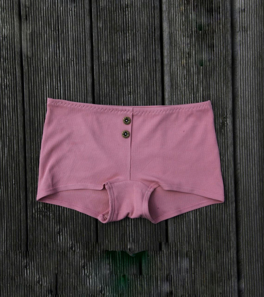 Rose Button. Шортики с пуговицами