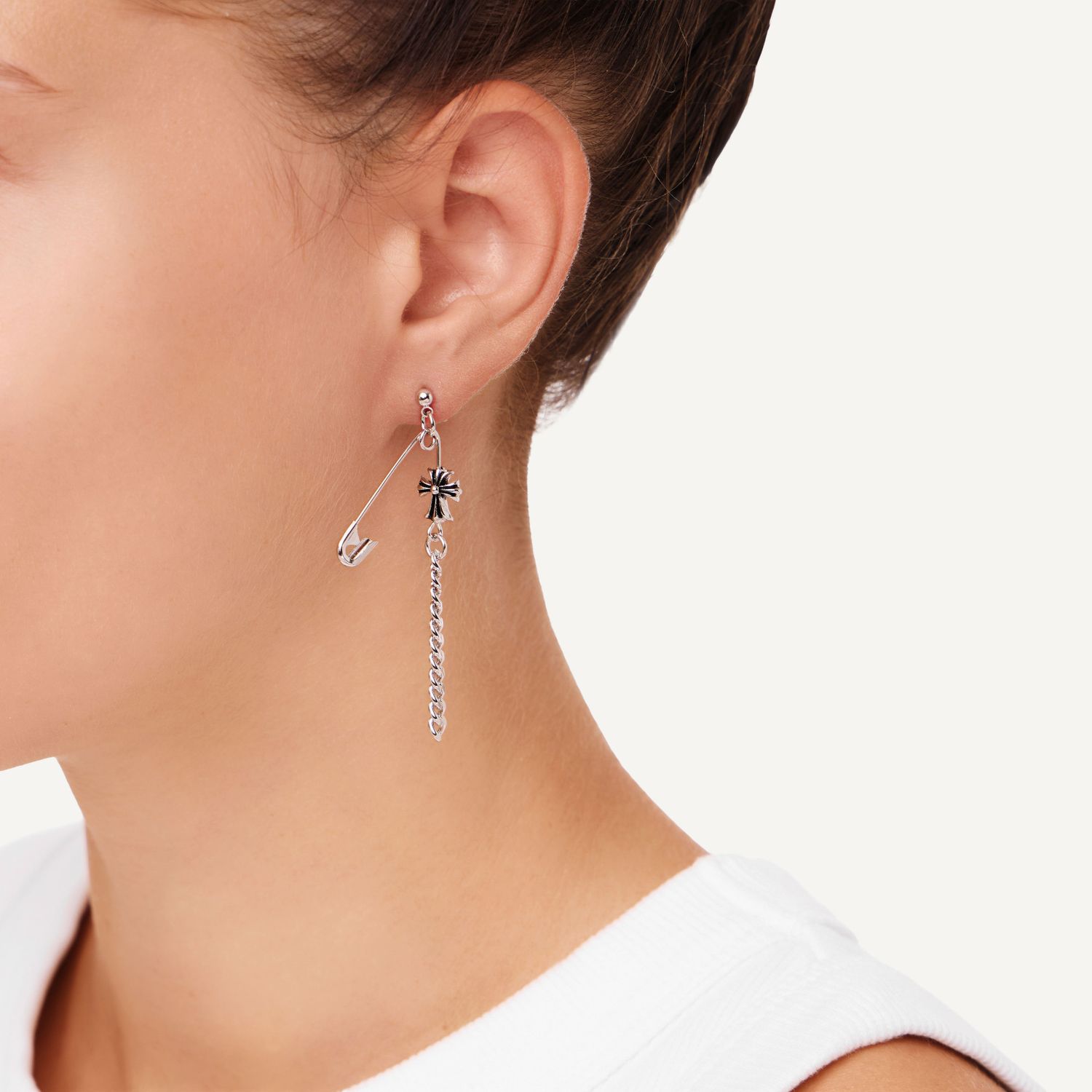 Серьги Vespertine Cross Earrings