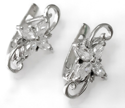 Ювелирные серьги из серебра