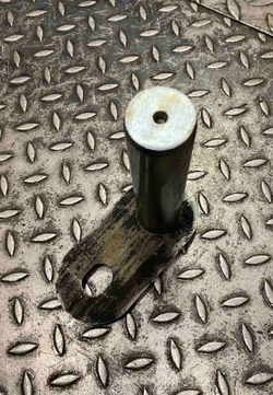 Палец 811/01103