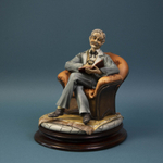 Фарфоровая мануфактура Capodimonte «Вечер за книгой»