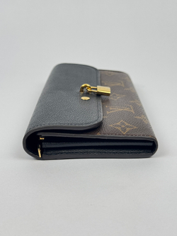 Кошелек Louis Vuitton