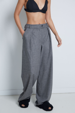 Брюки с защипами из шерсти серый меланж