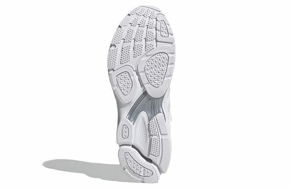 Кроссовки Adidas Spiritain 2000